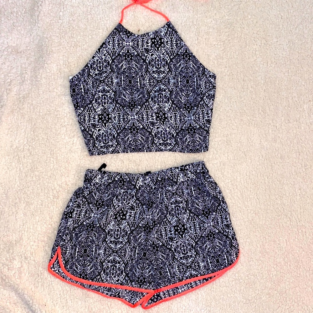 🐼BLACK AND WHITE SHORTS SET🐼